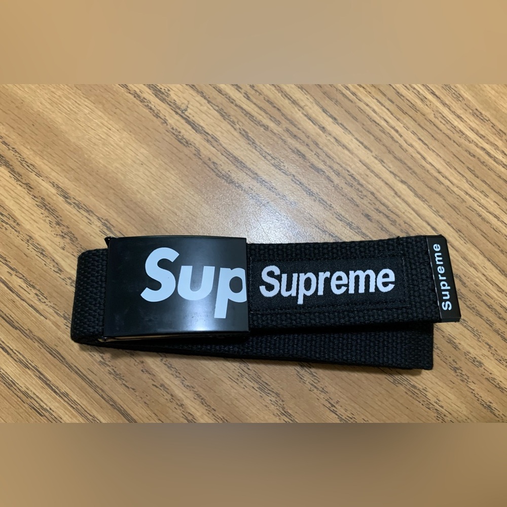 SUPREME BLACK adjustable ratchet clasp belt